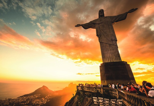 Estátua do Cristo Redentor no Rio de Janeiro (Foto: Reprodução/Facebook)