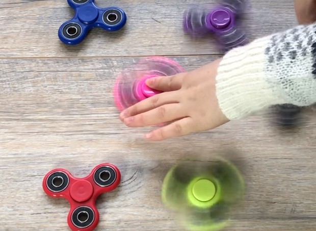 fidget spinner (Foto: Reprodução/Youtube)