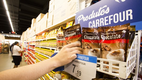 Após embate com indústria de alimentos, Carrefour desiste do aplicativo Nutri Escolha