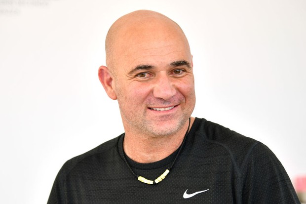 MELBOURNE, AUSTRALIA - JANUARY 19:  Andre Agassi poses at Lavazza during day five of the 2018 Australian Open at Melbourne Park on January 19, 2018 in Melbourne, Australia.  (Photo by Vince Caligiuri/Getty Images) (Foto: Getty Images)