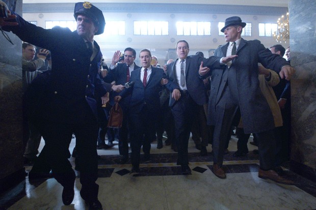 Robert de Niro e Al Pacino em cena de O Irlandês (Foto: reprodução)