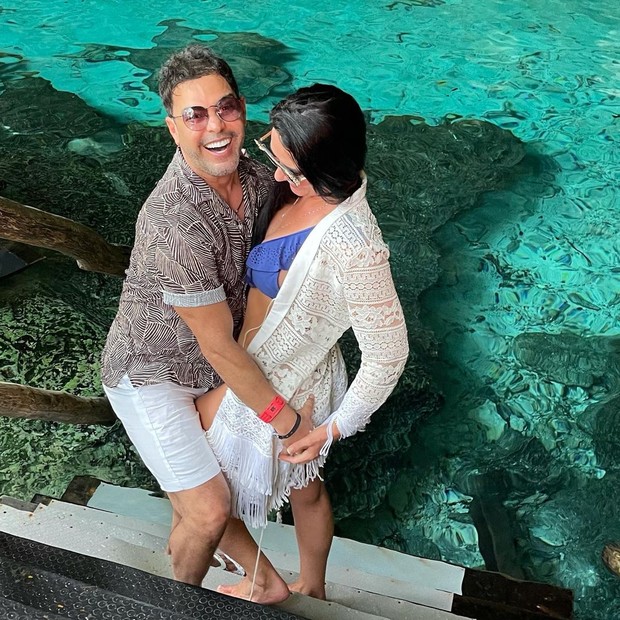 Graciele Lacerda posta foto de viagem com Zezé Di Camargo a Cancún, no México (Foto: Reprodução/Instagram)
