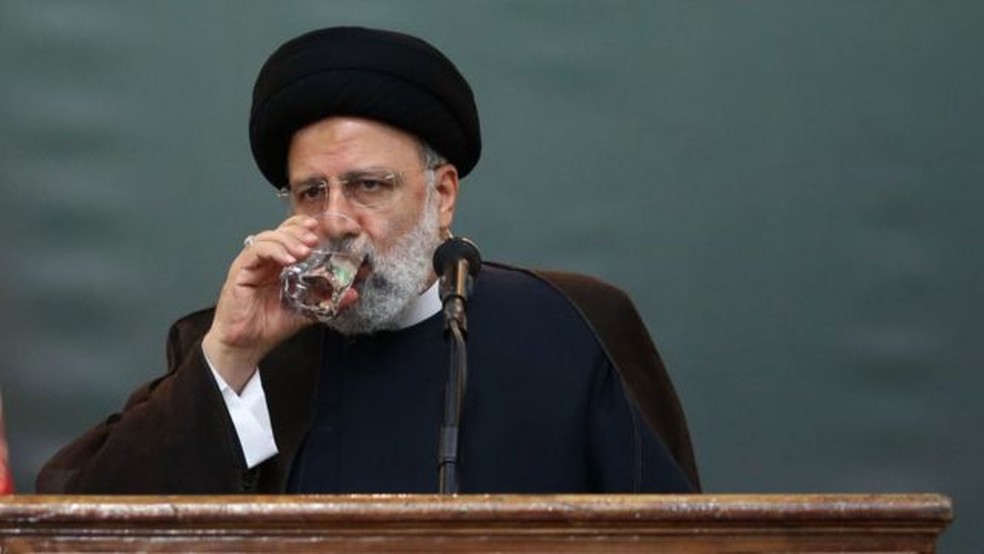 Presidente iraniano Ebrahim Raisi reforçou o conservadorismo do governo — Foto: GETTY IMAGES/via BBC