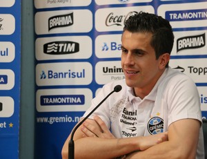 Grêmio vê triunfo sobre o Vitória como chave para manter Gre-Nal decisivo