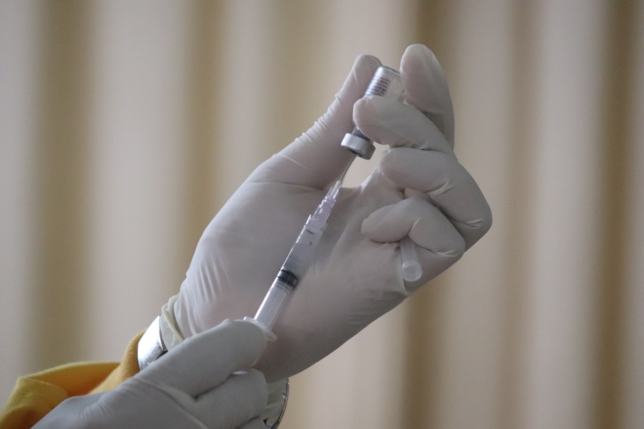 Países garantem doses da vacina da varíola dos macacos.