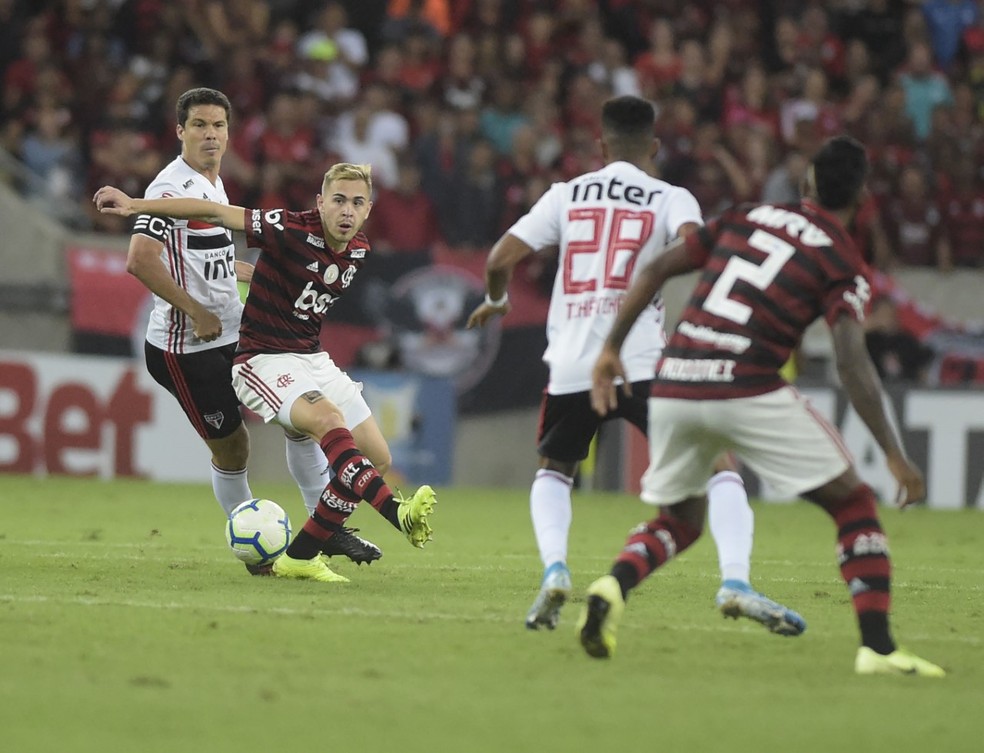 Piris da Motta segue no Flamengo — Foto: André Durão, GloboEsporte.com