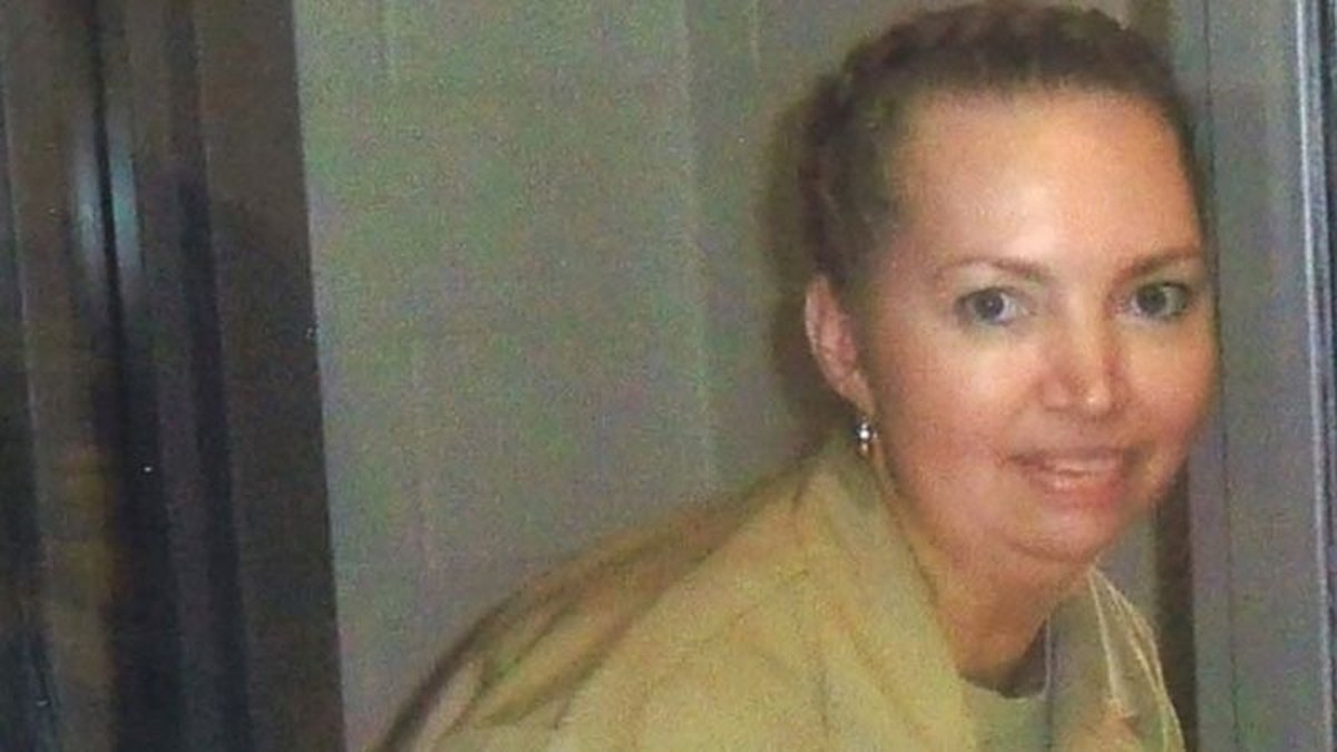 Juiz suspende execução da 1ª mulher condenada à morte pelo governo dos EUA em 70 anos