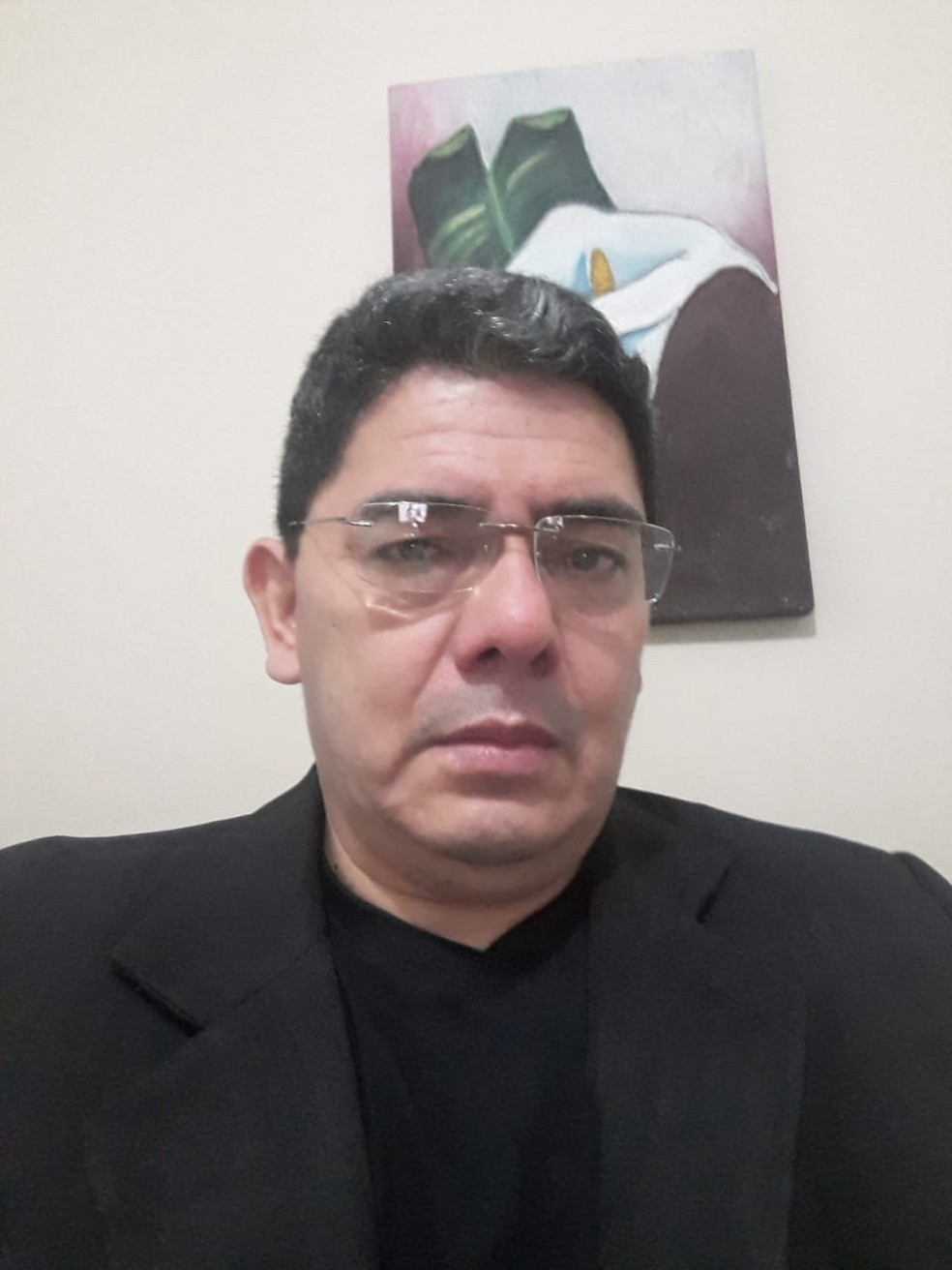 Gerente de banco Francisco Martins voltou para casa na sexta-feira (18) — Foto: Arquivo pessoal