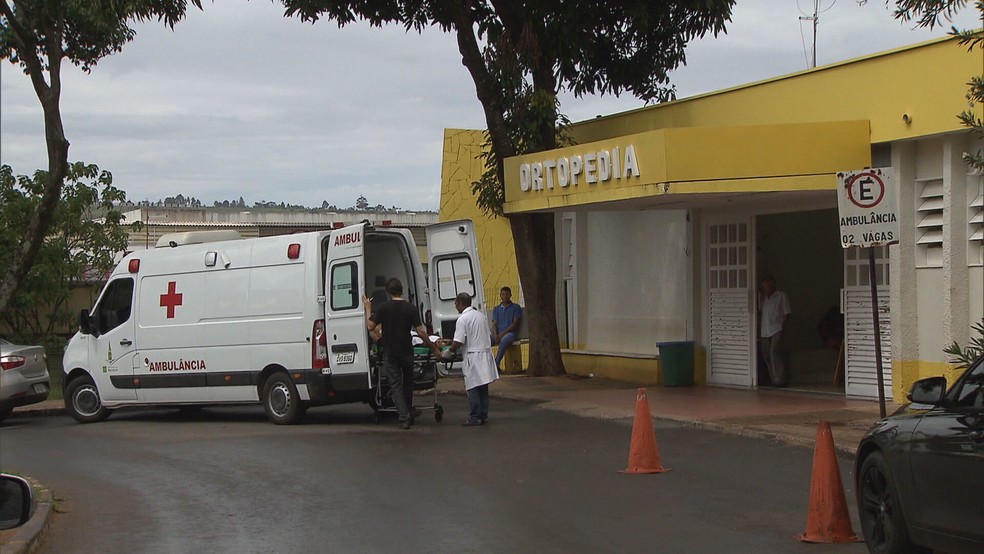 Fachada da ala de ortopedia do Hospital Regional de Sobradinho, no DF — Foto: TV Globo/Reprodução