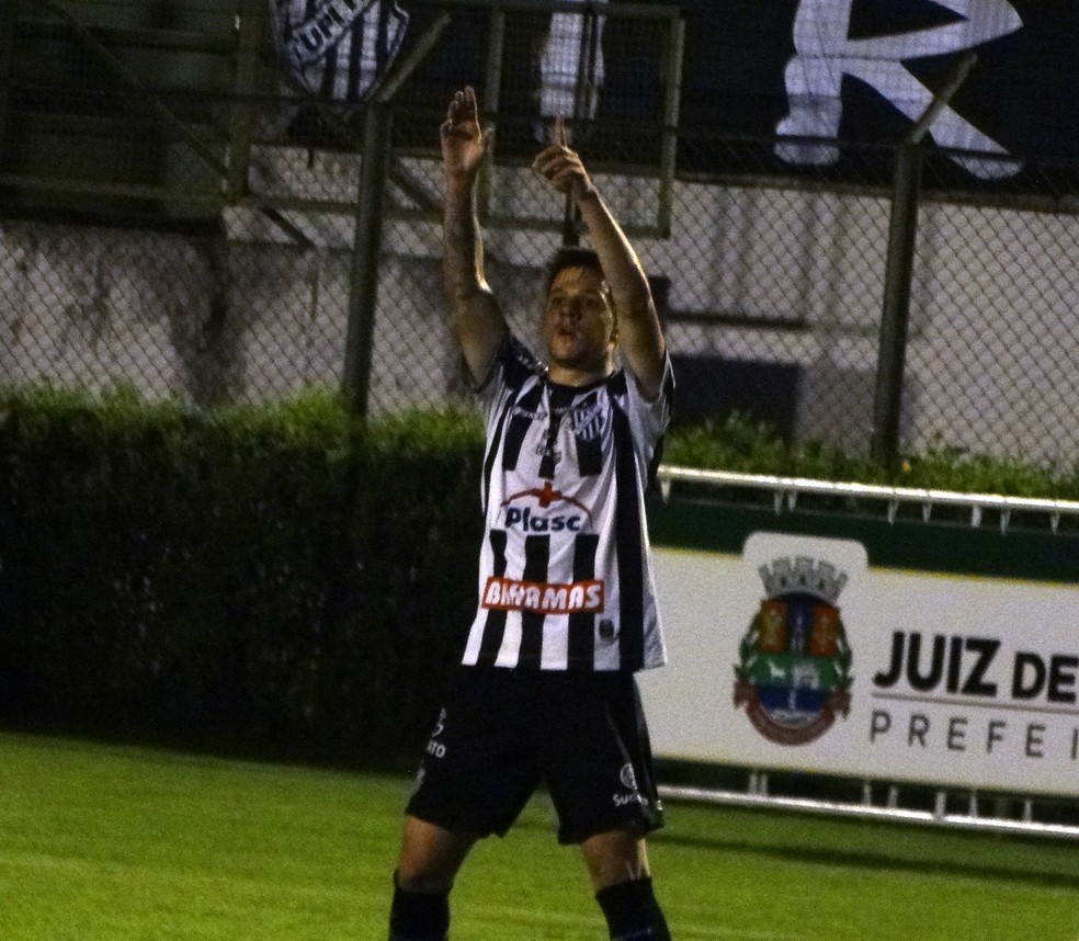 Cruzeiro x Tupi colocam frente a frente melhores ataques 