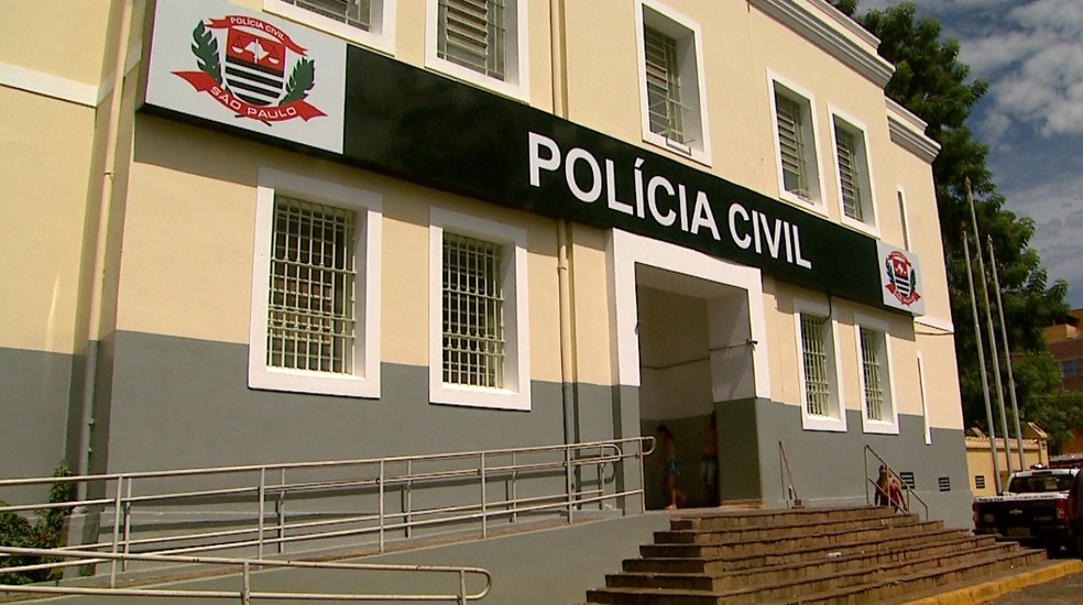 Caso foi apresentando na Central de Polícia Judiciária  — Foto: Maurício Glauco/EPTV