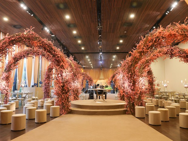 Casamento de Kiko e Francine Pantaleão (Foto: Iwi Onodera e Manuela Scarpa/Brazil News)