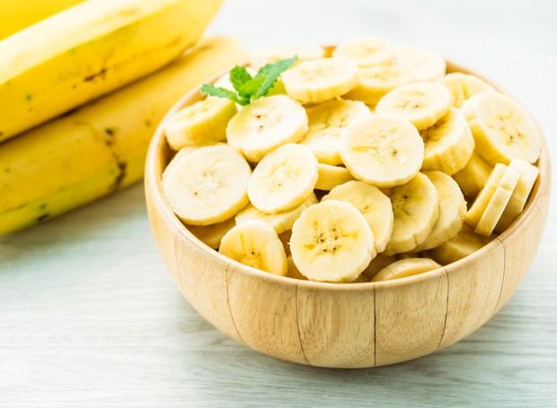 A banana é rica em vitaminas do complexo B, que trazem benefícios ao sistema nervoso (Foto: Freepik / Creative Commons)