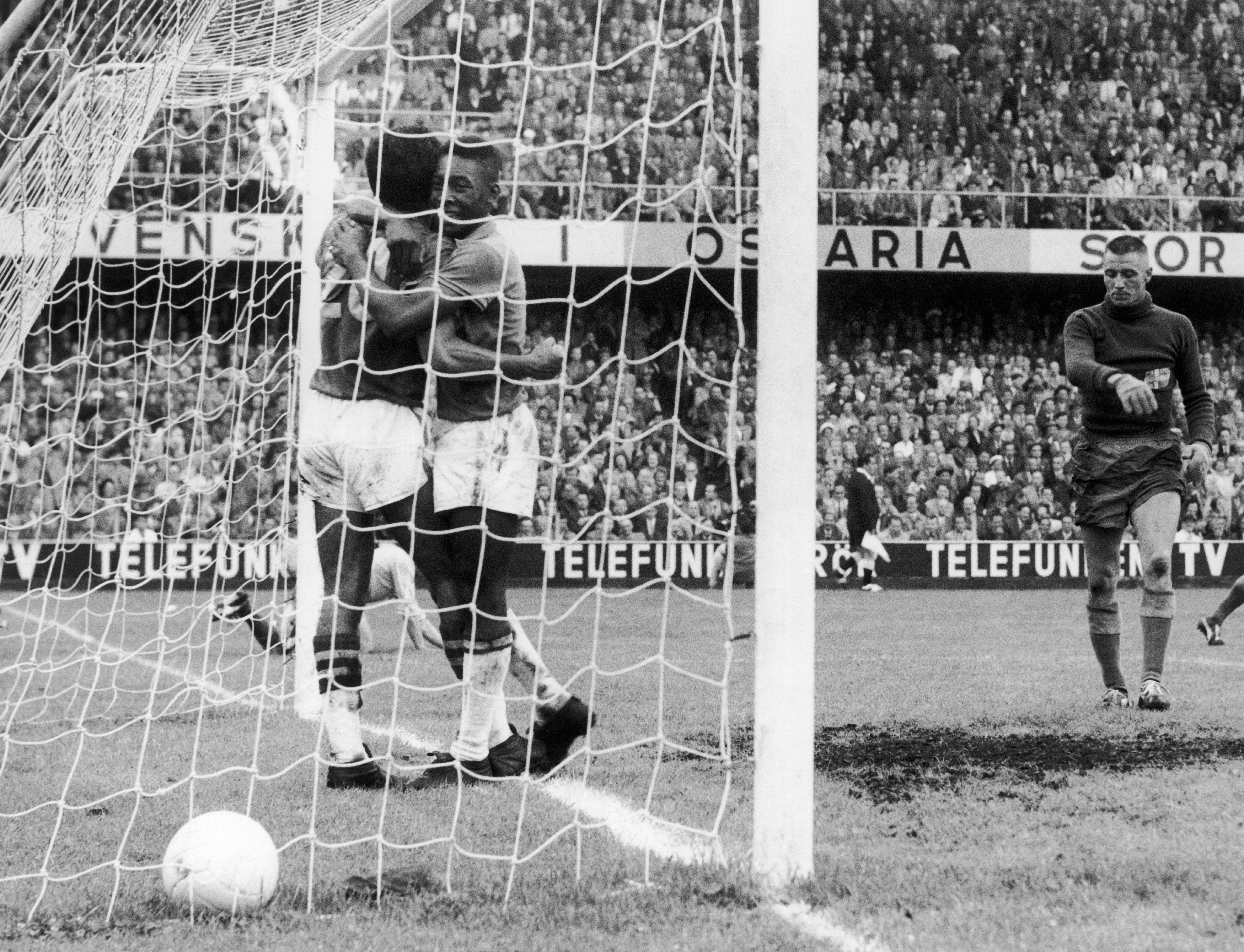 Pelé na final da Copa de 1958 (Foto: Getty Images)