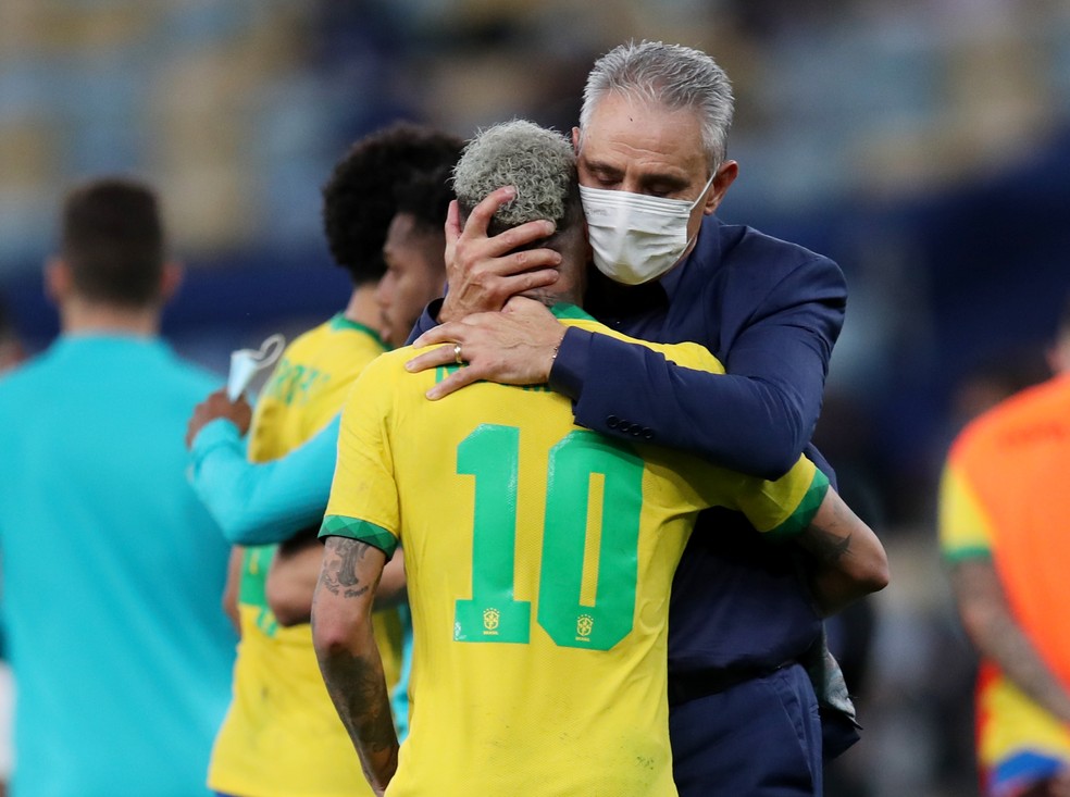 Brasil de Tite e Neymar assumiu o segundo lugar no ranking de sele&ccedil;&otilde;es da Fifa &mdash; Foto: Ricardo Moraes/Reuters