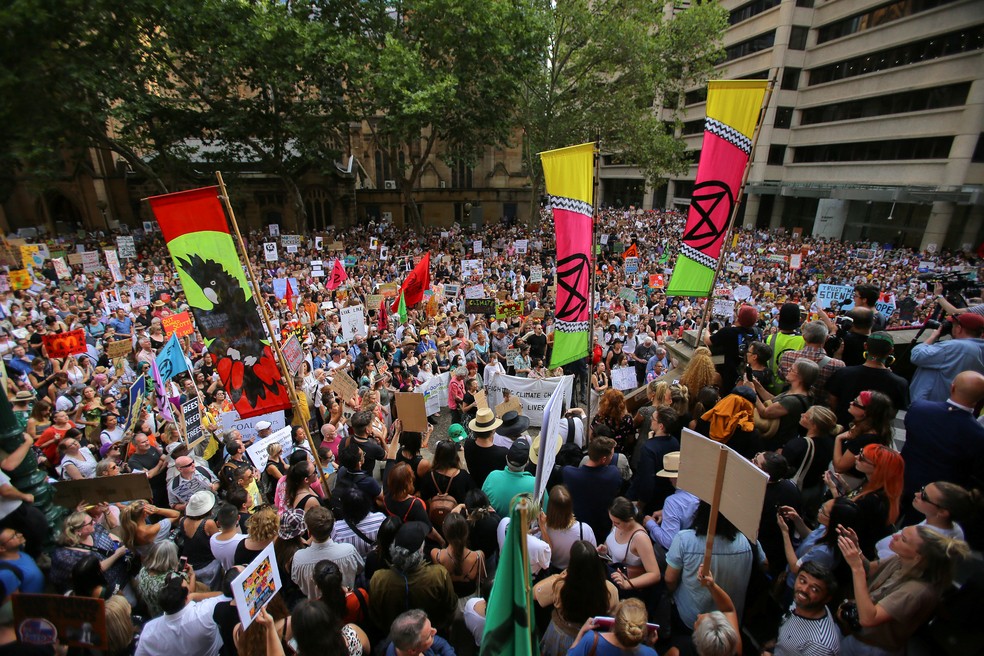Manifestantes protestam em Sydney contra o aquecimento global e os incêndios na Austrália - 10 de janeiro de 2020 — Foto: Stringer/Reuters