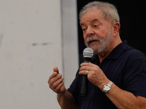 O ex-presidente Lula participa de debate com jovens em São Bernardo do Campo, na Grande SP (Foto: Anderson Gores/Framephoto/Estadão Conteúdo)
