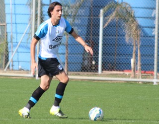 Grêmio quadruplica gols sofridos e tem volta de Geromel como solução