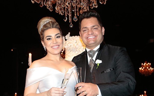 Naiara Azevedo anuncia fim de casamento: "9 anos de erros e acertos"