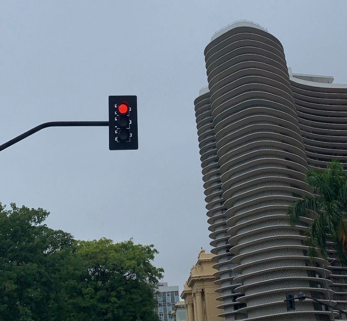 Defesa Civil De Bh Emite Alerta De Pancadas De Chuva Com Raios E Rajadas De Vento E De Risco 