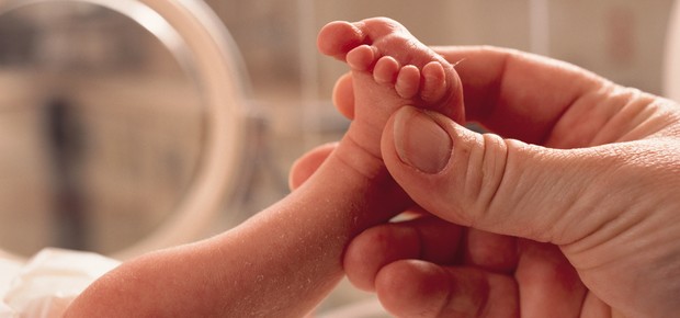 pezinho; recem-nascido; prematuro; hospital (Foto: Thinkstock)