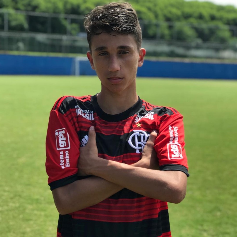 João Vitor Gasparin é reserva, mas vem entrando sempre nos jogos do Flamengo — Foto: Divulgação