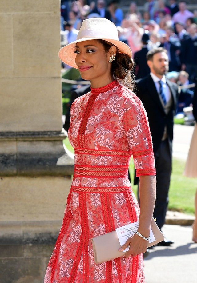 WINDSOR, UNITED KINGDOM - MAY 19:   Actress Gina Torres arrives at St George's Chapel at Windsor Castle before the wedding of Prince Harry to Meghan Markle on May 19, 2018 in Windsor, England. (Photo by Ian West - WPA Pool/Getty Images) (Foto: Getty Images)