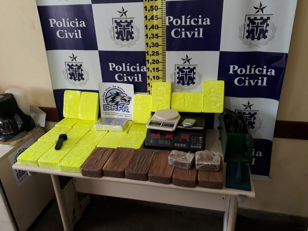 Trinta quilos de drogas foram apreendidas com suspeito de tentar matar primo de prefeito (Foto: DivulgaÃ§Ã£o/SSP)