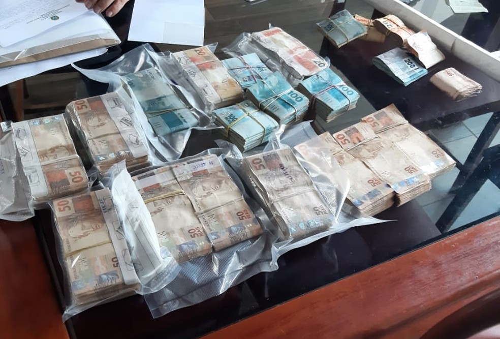 Dinheiro apreendido durante operação Balada, realizada pela PF de Uberlândia, foto de arquivo — Foto: Polícia Federal/Divulgação