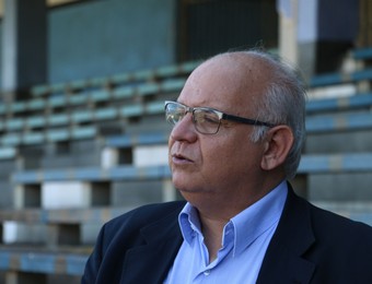 Grêmio traça perfil e monta lista, mas evita pressa por erro zero em laterais
