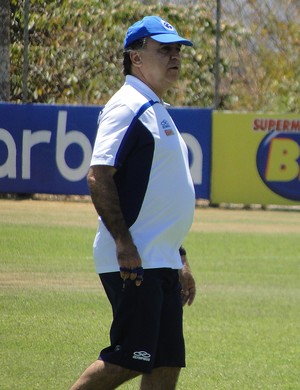 Marcelo agradece Egídio e Nilton, mas prefere valorizar elenco que tem