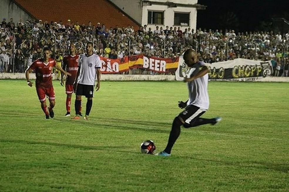Treze venceu o América por 1 a 0 no primeiro grande teste da temporada (Foto: Ramon Smith / Treze)
