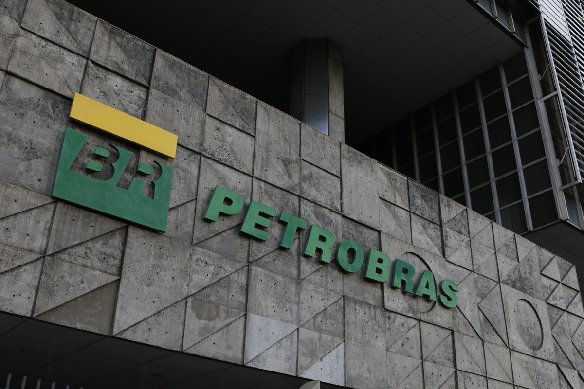Petrobras: Conselho de Administração tem impasses sobre gasolina e Sete  Brasil