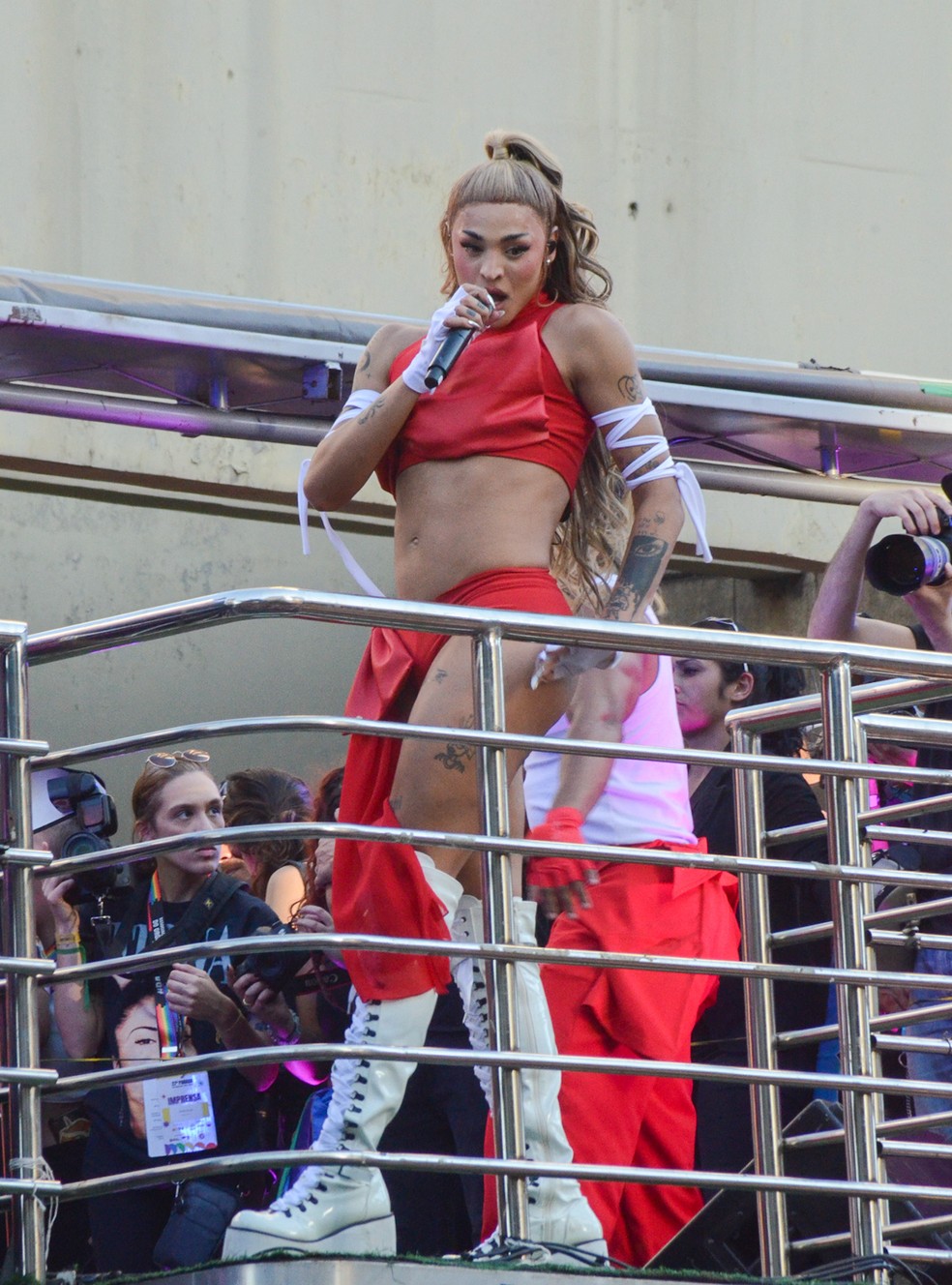 Pabllo Vittar — Foto:  Araujo/Agnews 