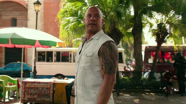 O ator Vin Diesel no trailer do próximo 'Triplo X' (Foto: Reprodução)
