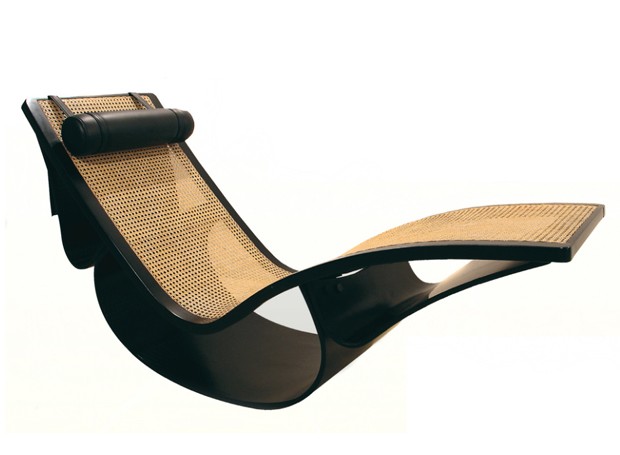 cadeira-de-balanco-oscar-niemeyer-anna-maria-design-nacional-palhinha.jpeg (Foto: Divulgação)