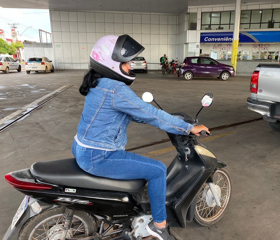 Suêmica Carvalho descreve os preços como abusivos — Foto: Caíque Rodrigues/g1 RR