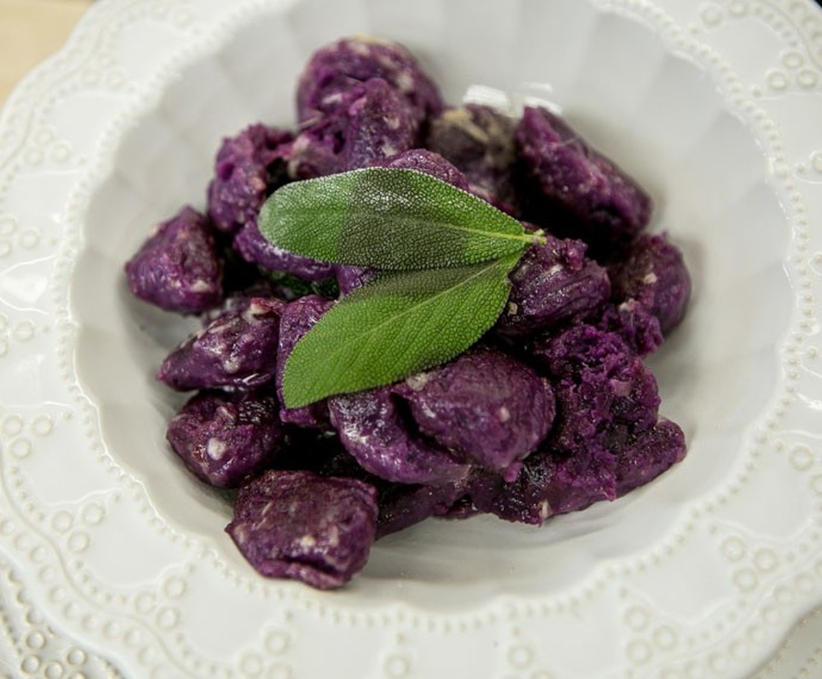 Nhoque De Batata Doce Roxa Do Chef Roberto Ravioli