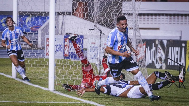 Perema marcou o único gol do jogo, no primeiro tempo