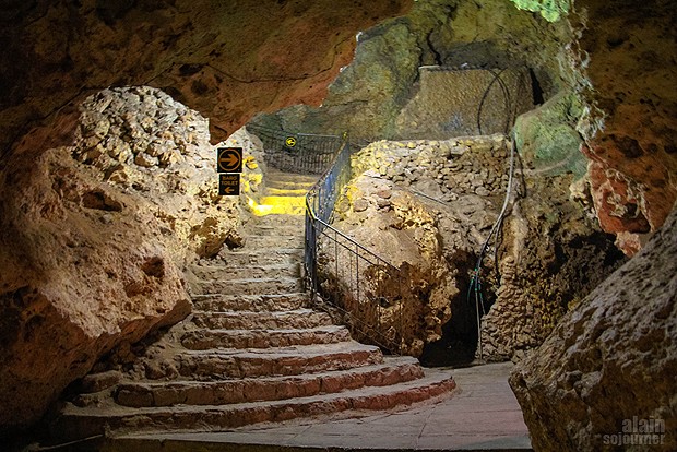 Para chegar à caverna, é preciso descer (Foto: Reprodução/Blog The Sojourner)