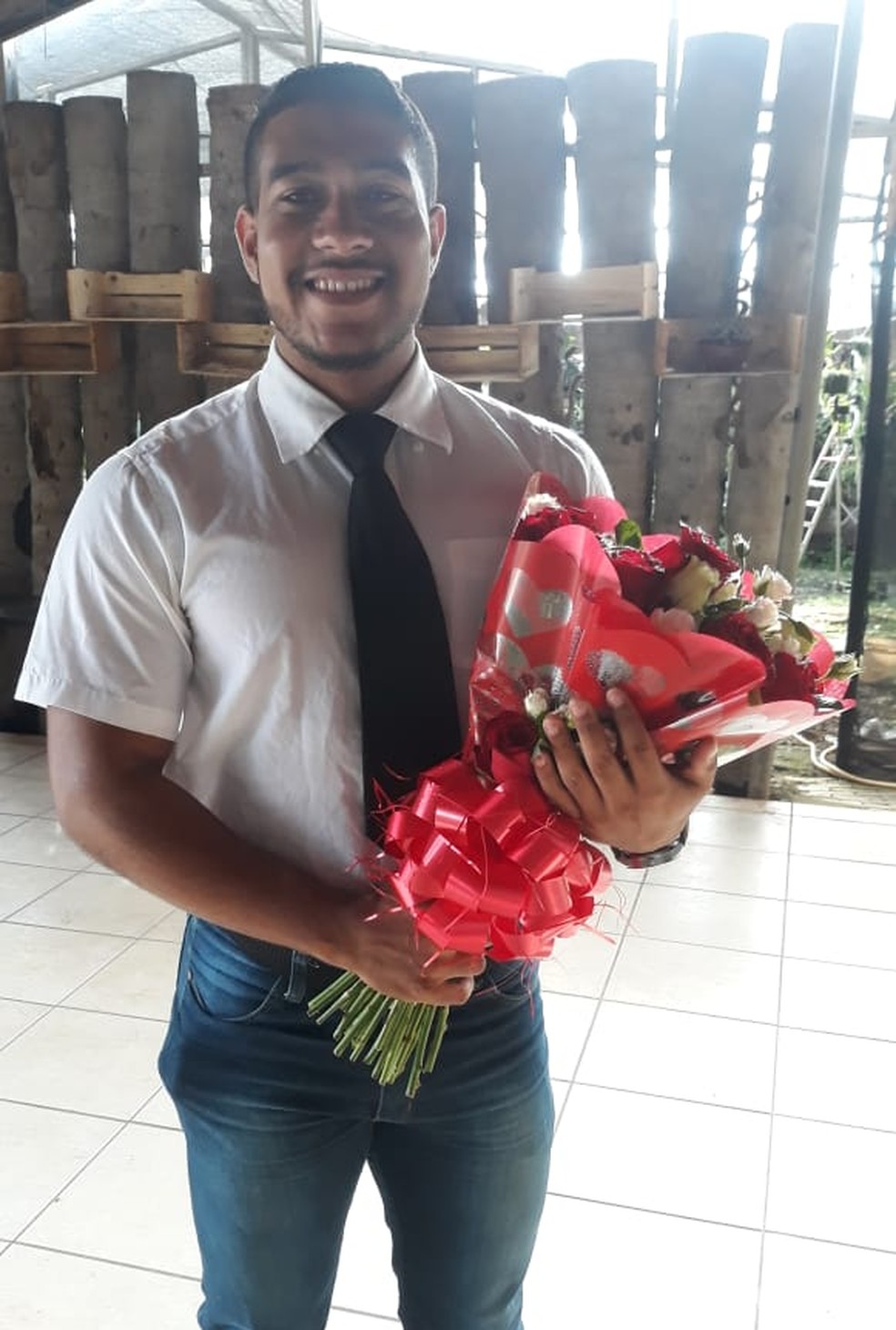 Walleci Soares preparou surpresa para jovem, mas teve pedido de casamento negado — Foto: Arquivo Pessoal