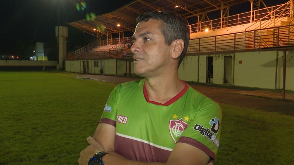 Paulo Paulista, técnico da equipe feminina do Atlético Roraima — Foto: Reprodução/Rede Amazônica Roraima
