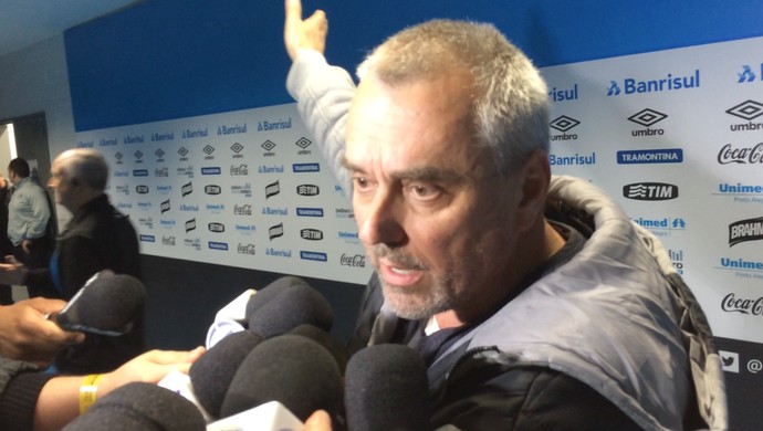 Dirigente do Grêmio é absolvido no STJD por supostas ofensas a árbitro