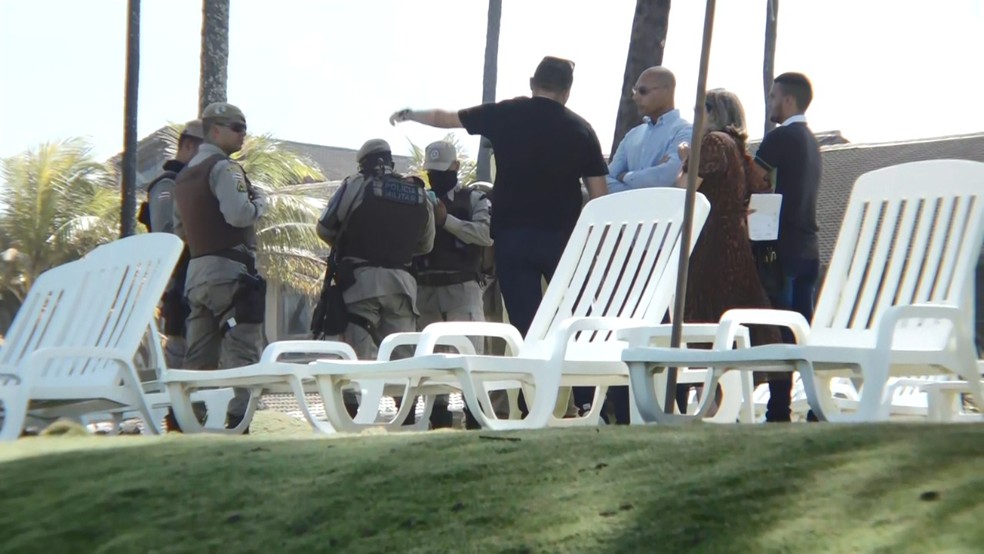 Turista morre ao ser baleado em atentado dentro de resort de luxo na Bahia — Foto: Reprodução/TV Bahia