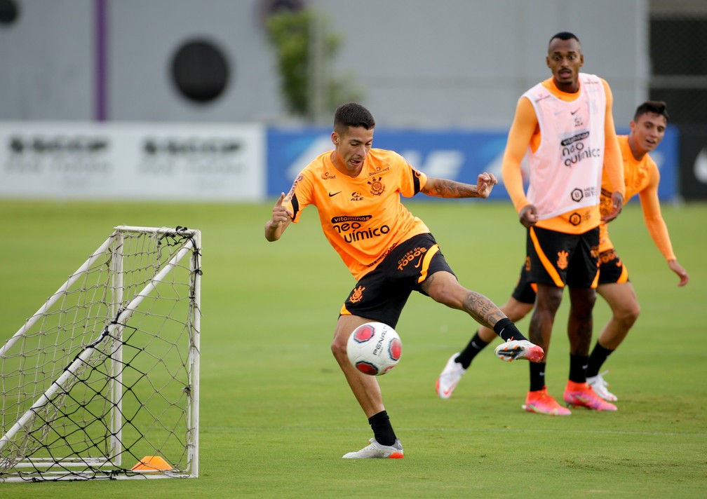 Corinthians engatilha venda de Gabriel Pereira para MLS