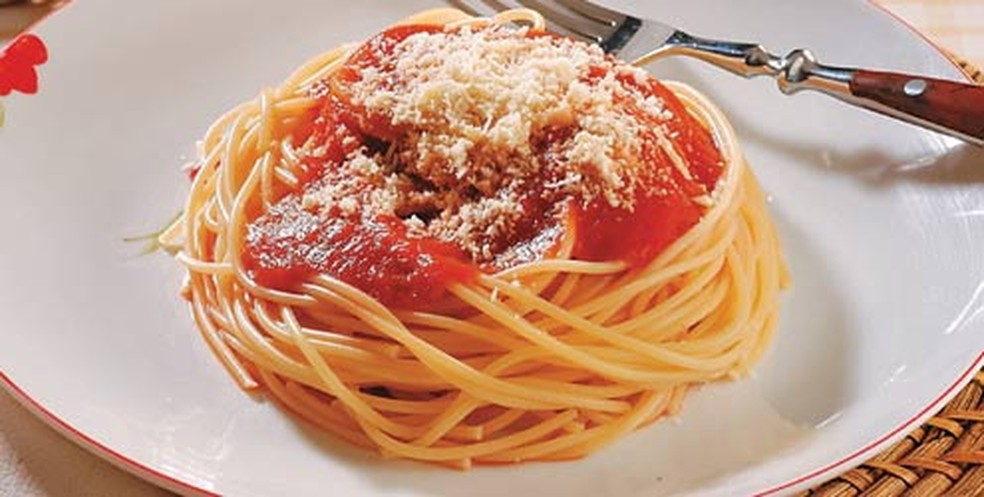 Espaguete ao sugo | Receitas Gshow | Gshow