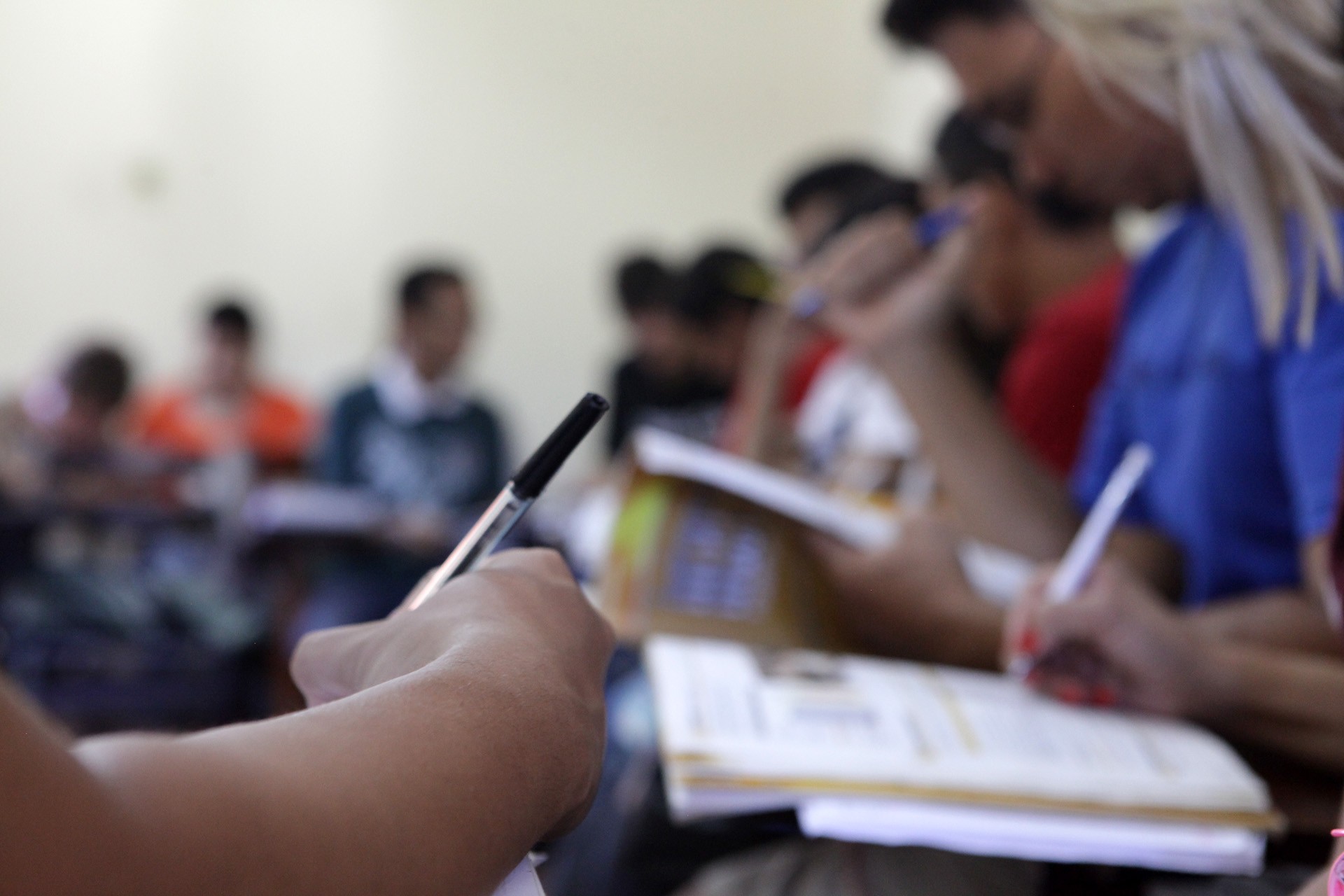Imparh abre 858 vagas em cursos de idiomas, em Fortaleza; veja como se inscrever 