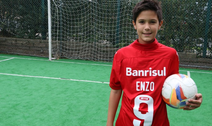 Enzo Filho do Fernandão especial Inter Um ano sem Fernandão (Foto: Leo Urnauer/GloboEsporte.com)