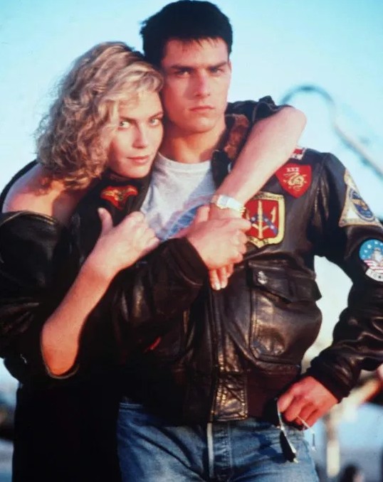 Kelly McGillis e Tom Cruise em cena de Top Gun (1986) (Foto: Reprodução)