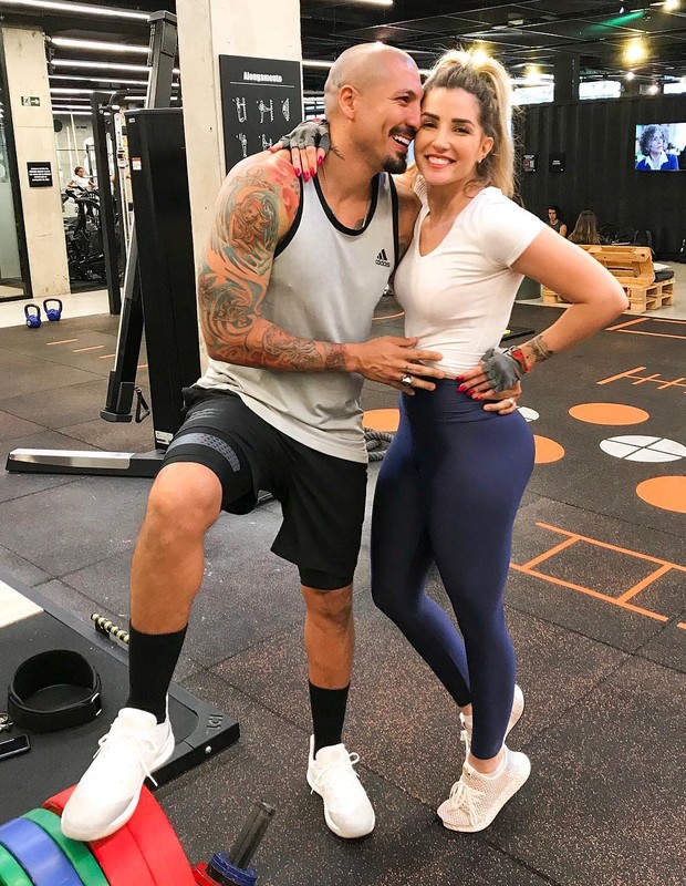 Fernando Medeiros e Aline Gotschalg (Foto: Reprodução/Instagram)